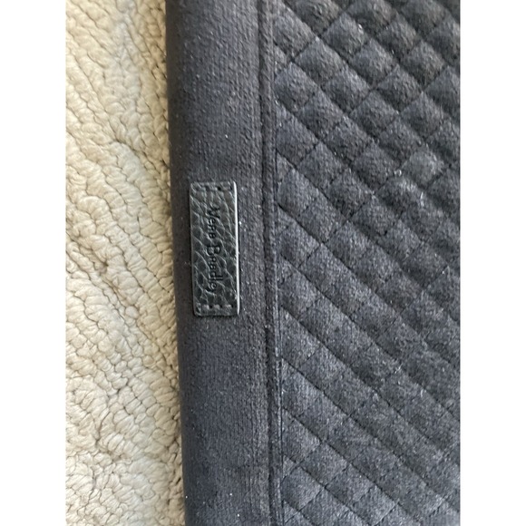 Beautiful VERA BRADLEY Carry All Pouch Zip Slim Wristlet - Black Velvet - Picture 2 of 16